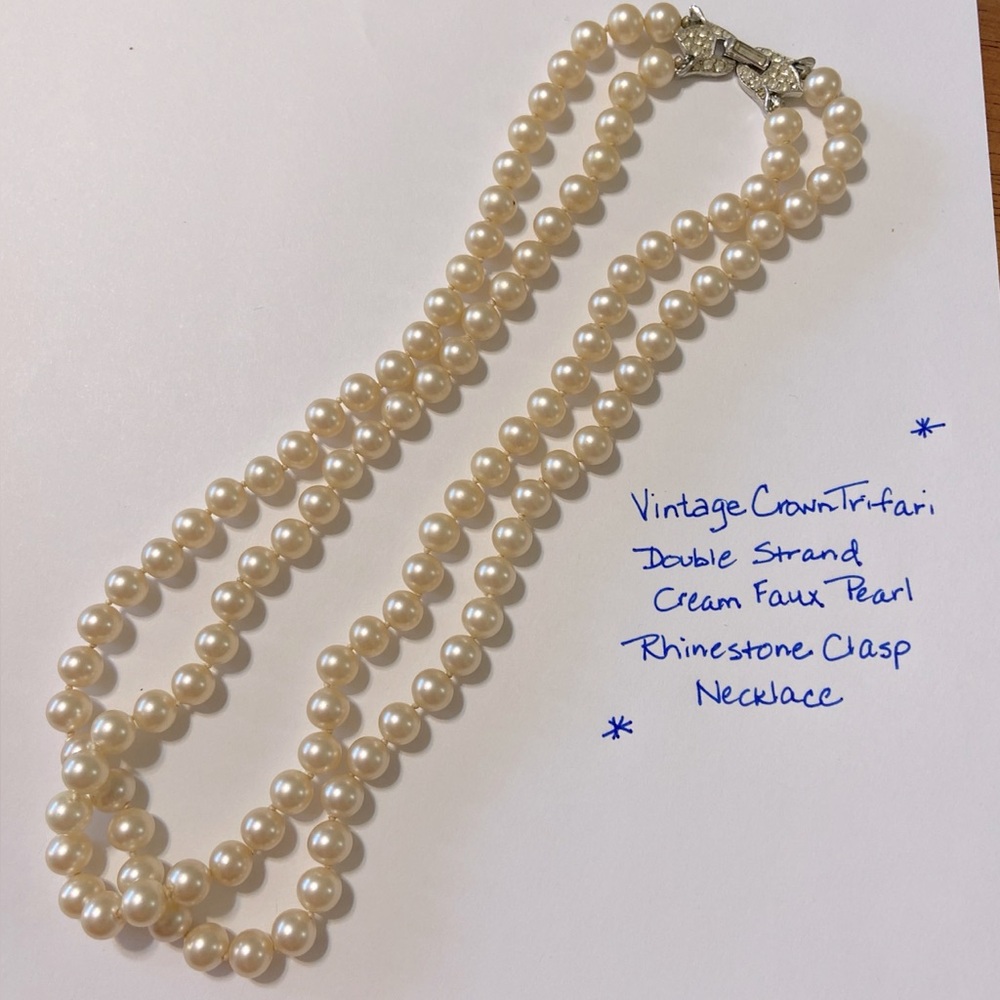 Vintage Trifari Double Strand Cream Pearl Necklace with Rhinestone Clasp